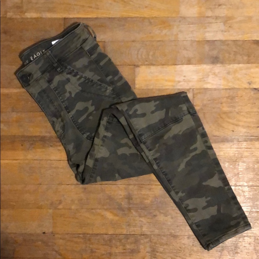 Camouflage High Rise Jeggings - Size 8 Regular